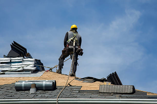 Professional Gutter Installation technician working in Kings Mountain, NC